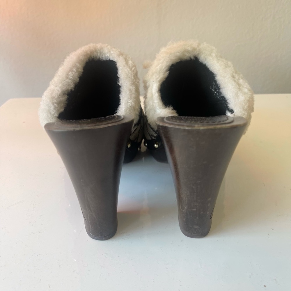 COACH Ivanka Signature Shearling Clogs Mules Brown Tan 6B Logo Studded - Picture 7 of 13